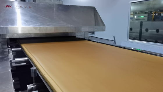 Biscoitos de aço do bolo da correia que cozem o forno de túnel do gás da convecção do ar quente